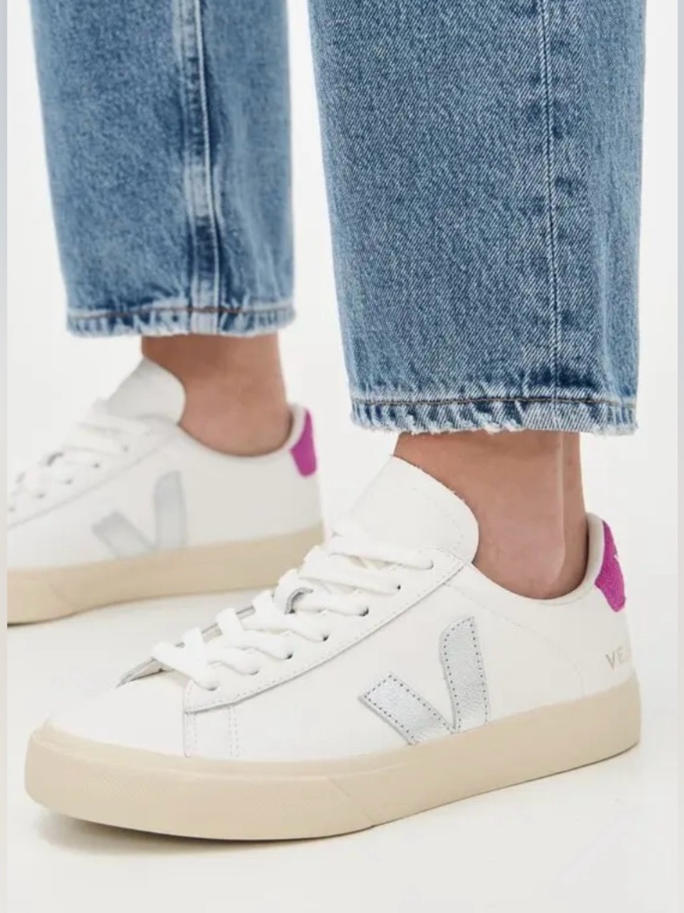 VEJA CAMPO LEATHER SNEAKERS NWOT